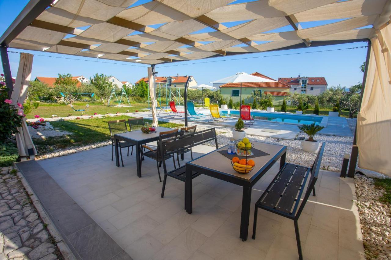 Apartments Maris Каштела Екстер'єр фото