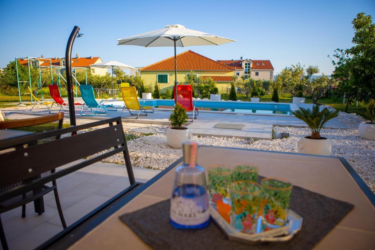 Apartments Maris Каштела Екстер'єр фото
