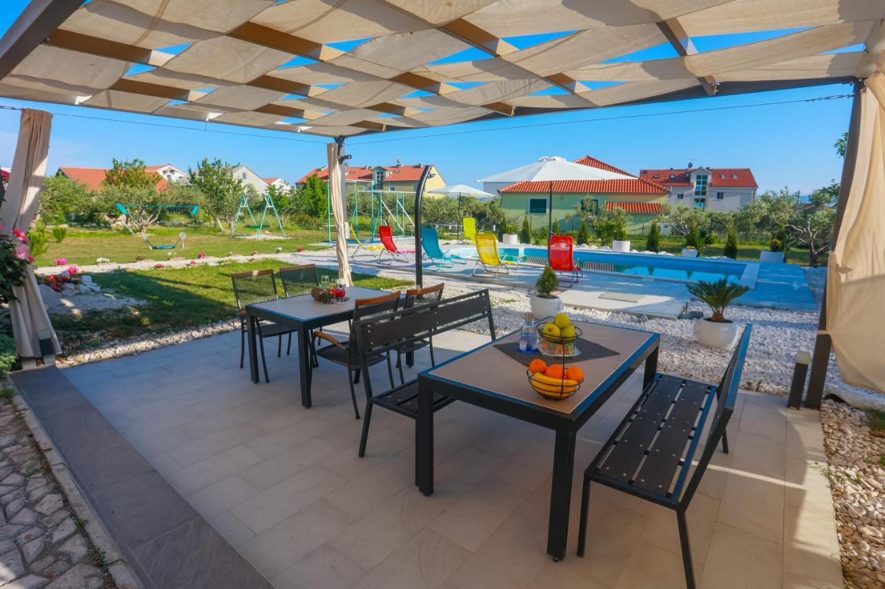 Apartments Maris Каштела Екстер'єр фото